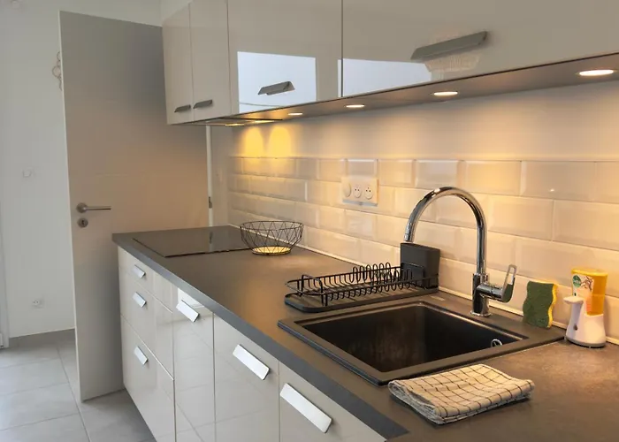 Le Mignon - T2 - 4 Personnes - Combe Persil Appartement